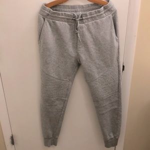 H&M Men’s Gray Jogger Size L